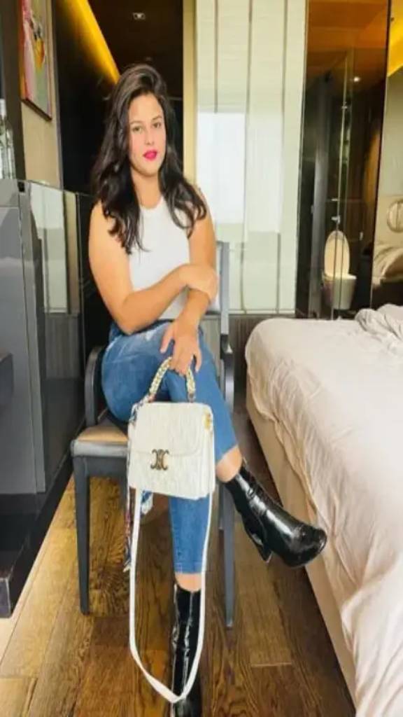 Jewar call girl service
